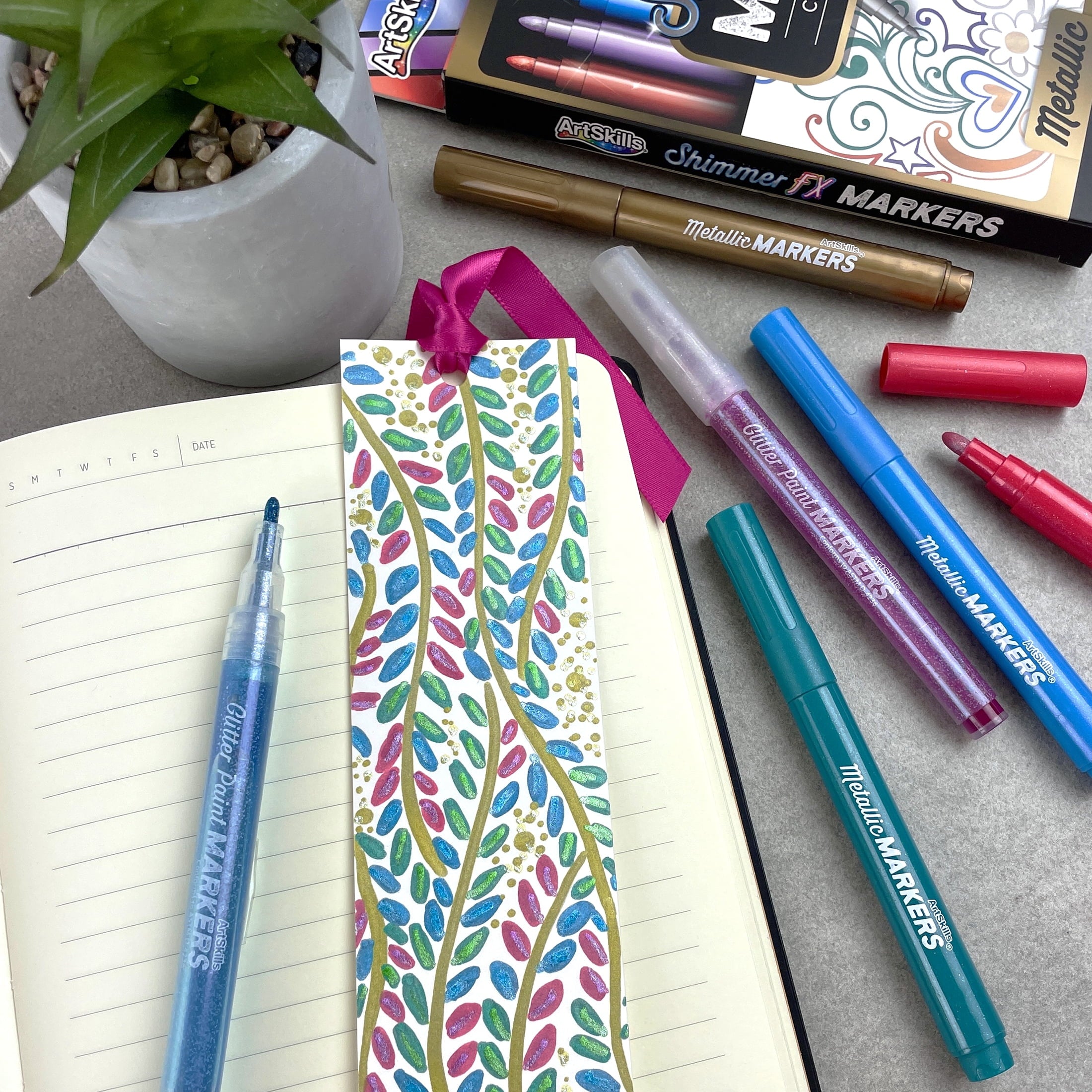 ArtSkills Metallic & Glitter Art Markers for Kids, 12 Pieces - Image 5