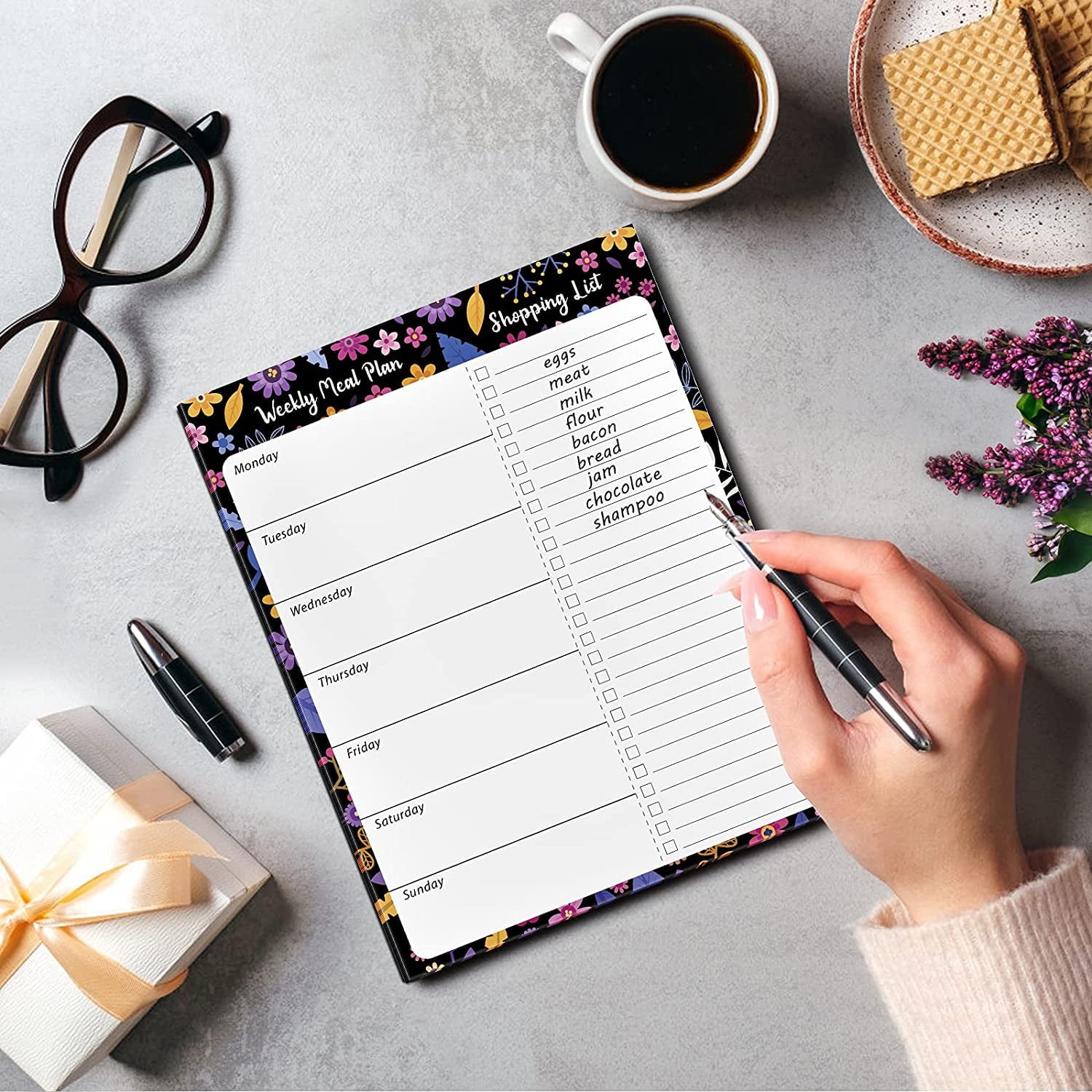 Weekly Meal Planner and Grocery List Pad - 50 Weeks Magnetic Menu Planning, 7" x 9" - Black - Image 6