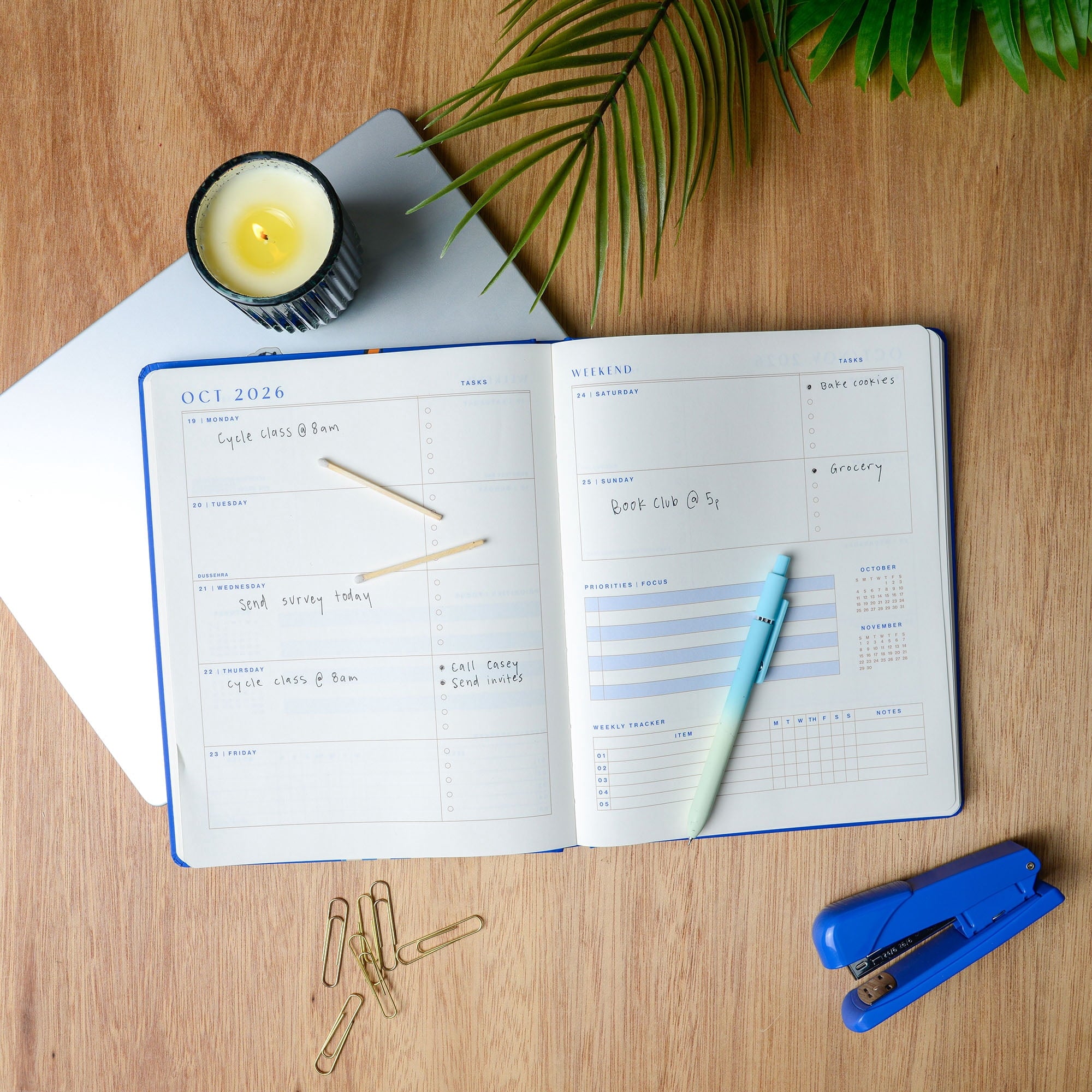 Think Ink Monthly Weekly 15 Month Blue Flower Vase April 2026 - June 2027 Planner - Image 3