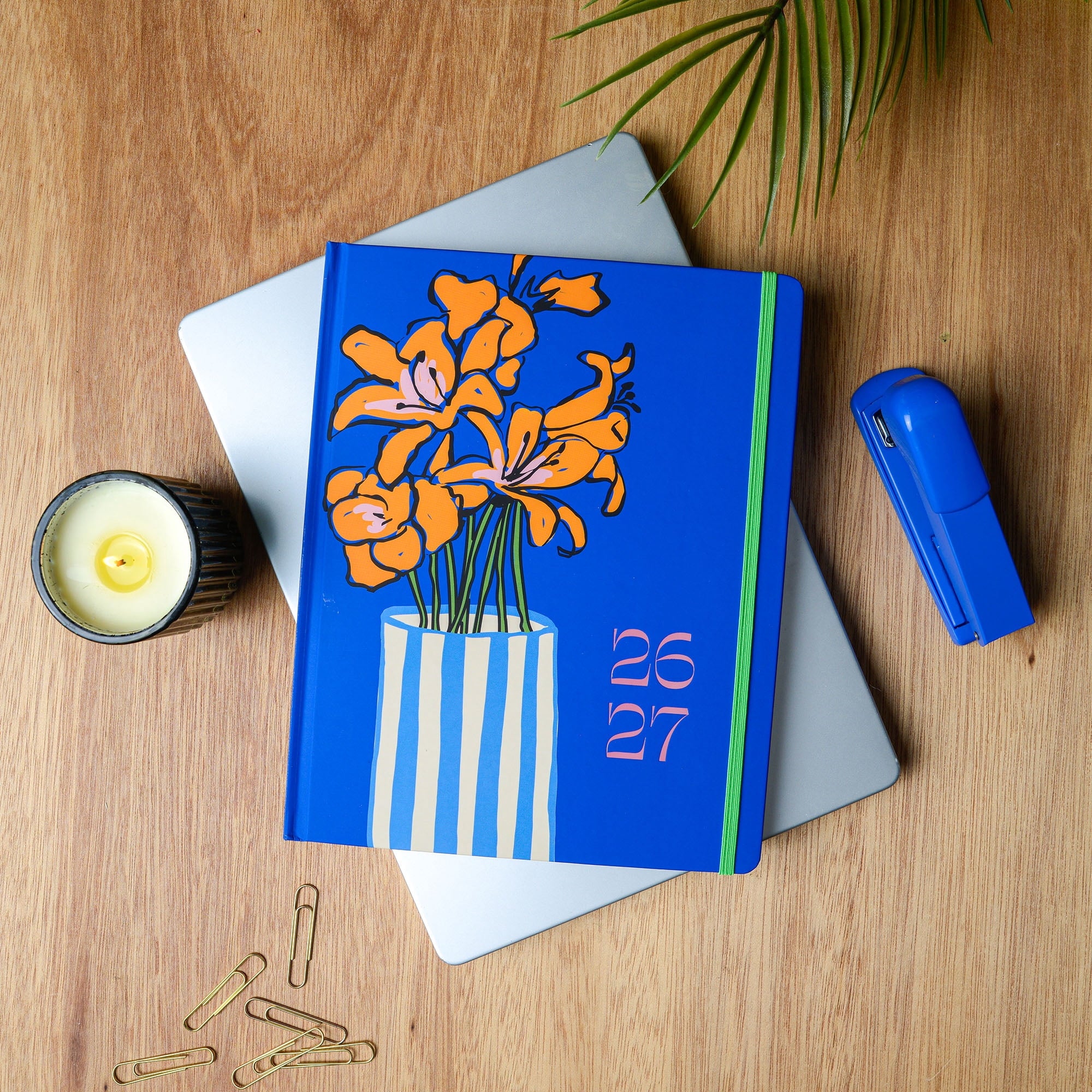 Think Ink Monthly Weekly 15 Month Blue Flower Vase April 2026 - June 2027 Planner - Image 2