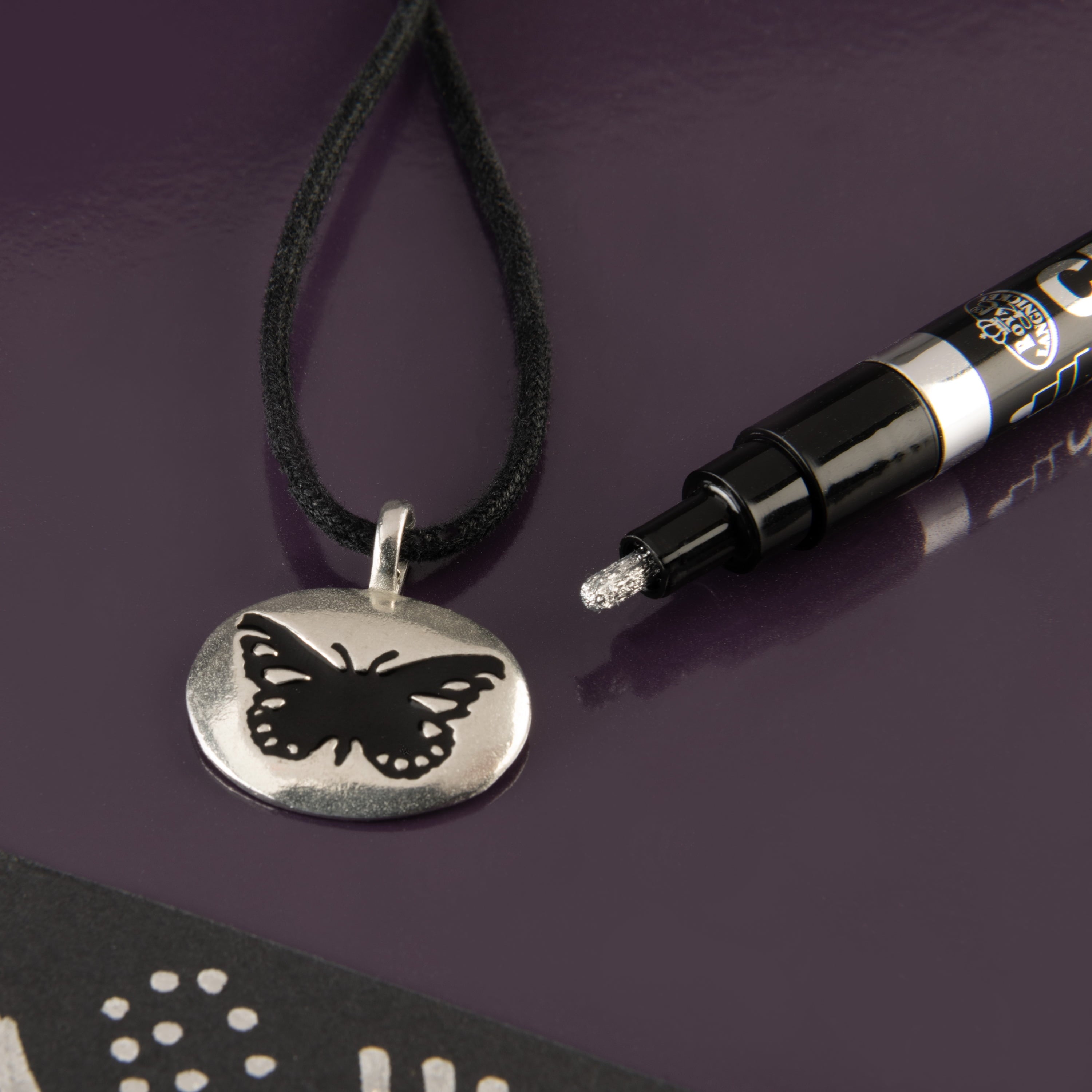 Silver Metallic Chrome Marker - Image 3